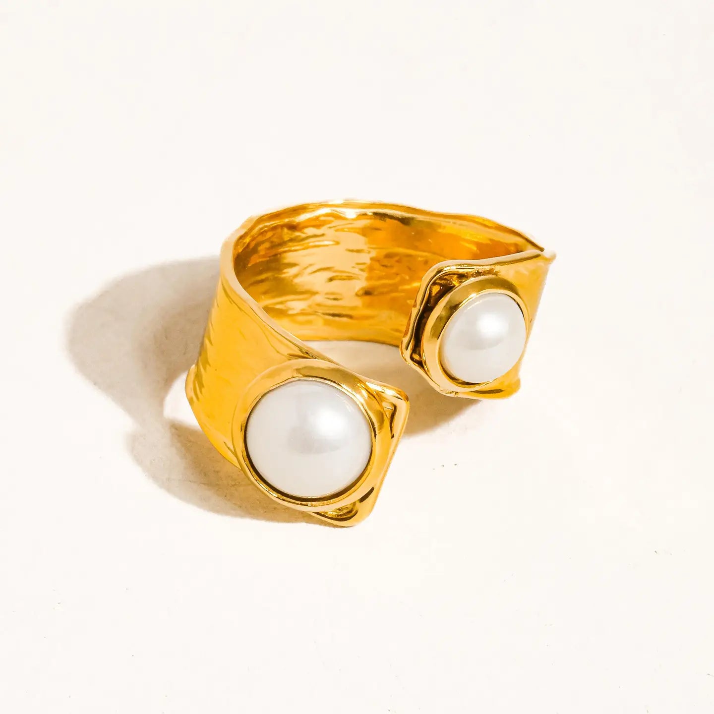 Chœur 18K Gold Non-Tarnish Pearl Abstract Ring