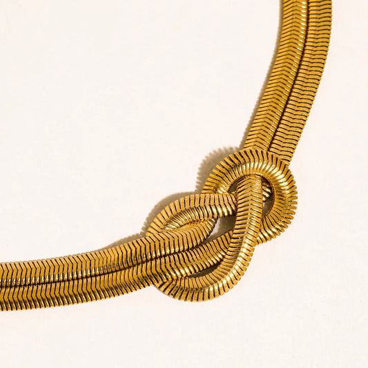 Evereign 18K Gold Non-Tarnish Knot Necklace