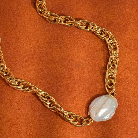Loan 18K Non-Tarnish Bold Pearl Chain Necklace