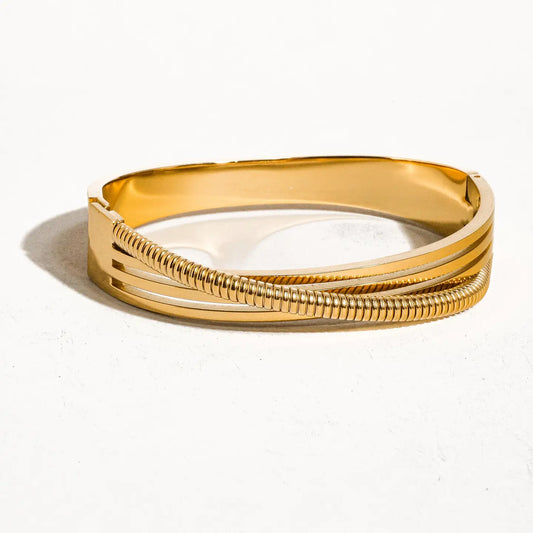 Yuna 18K Gold Non-Tarnish Chain Bangle Bracelet