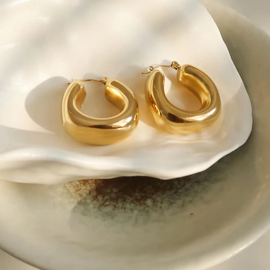 Hunter 18K Gold Non-Tarnish Classic U Hoop Earring