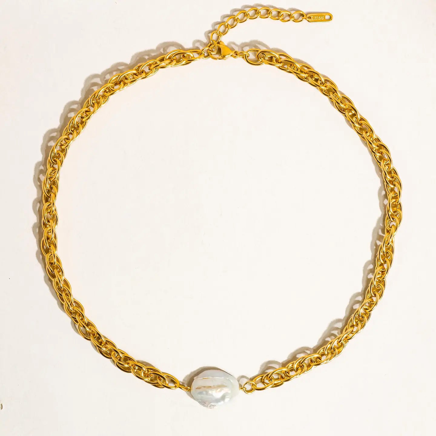 Loan 18K Non-Tarnish Bold Pearl Chain Necklace